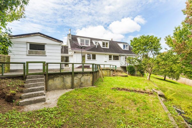 Photo of property in 66 Seddon Street, Waikanae, 5036