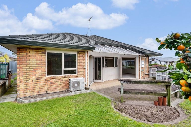 Photo of property in 41 Dalgliesh Avenue, Forest Lake, Hamilton, 3200