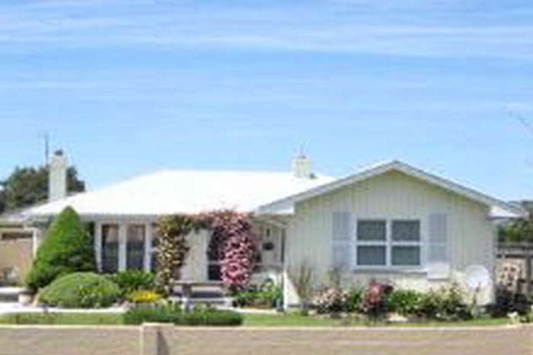 Photo of property in 11 Riwai Street, Templeton, Christchurch, 8042