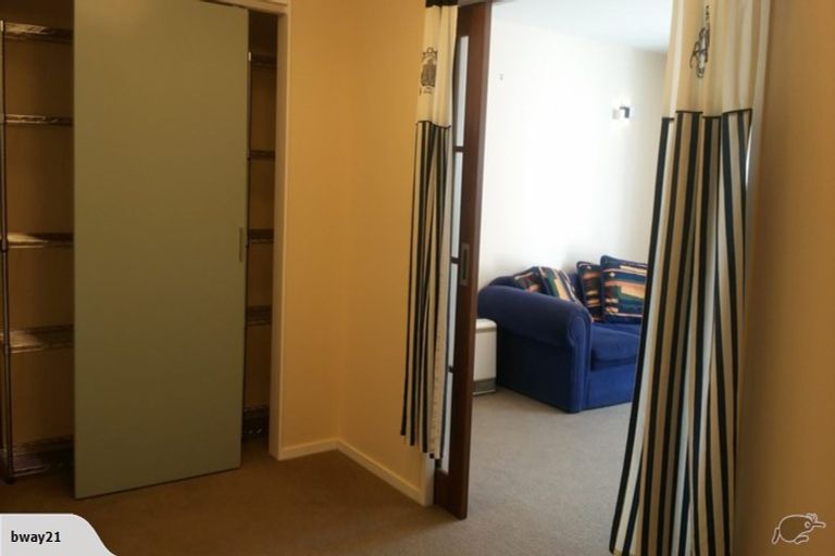 Photo of property in 102a Karepa Street, Brooklyn, Wellington, 6021