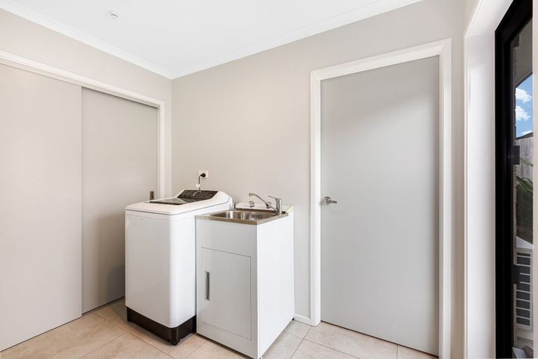 Photo of property in 29 Topsail Way, Whitby, Porirua, 5024