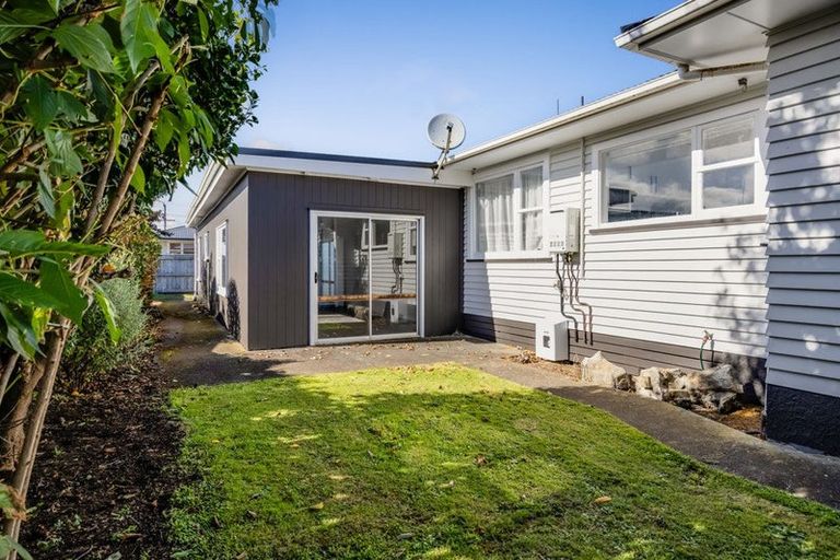 Photo of property in 41 Camberwell Road, Hawera, 4610