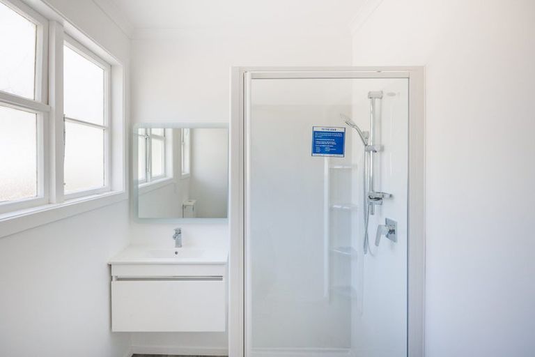 Photo of property in 73 Rangiora Avenue, Roslyn, Palmerston North, 4414