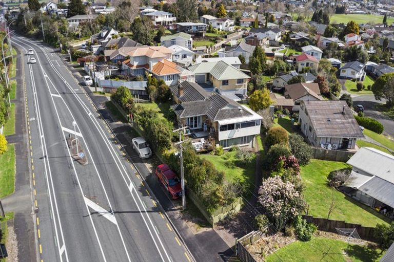 Photo of property in 100 Tuhikaramea Road, Dinsdale, Hamilton, 3204