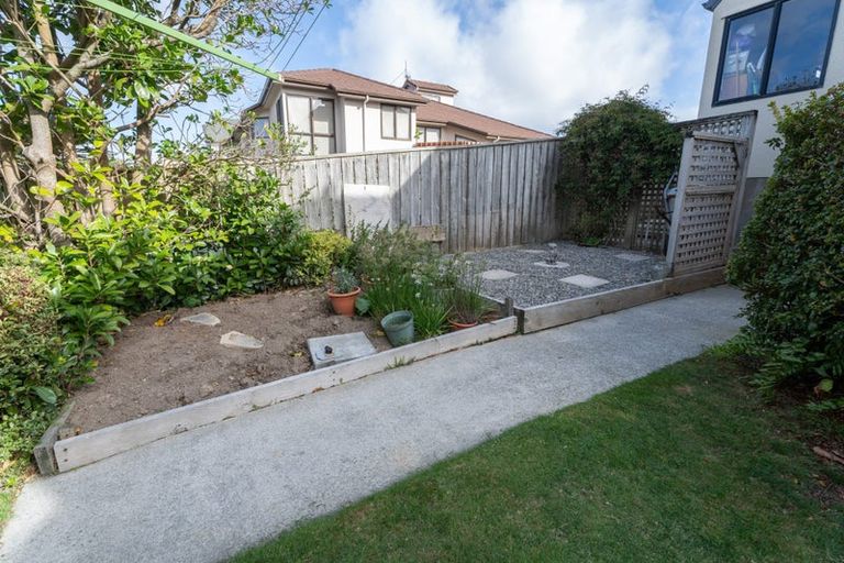 Photo of property in 157 Westchester Drive, Churton Park, Wellington, 6037