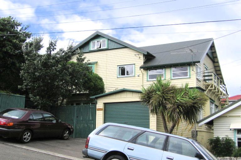 Photo of property in 11 Dover Street, Island Bay, Wellington, 6023