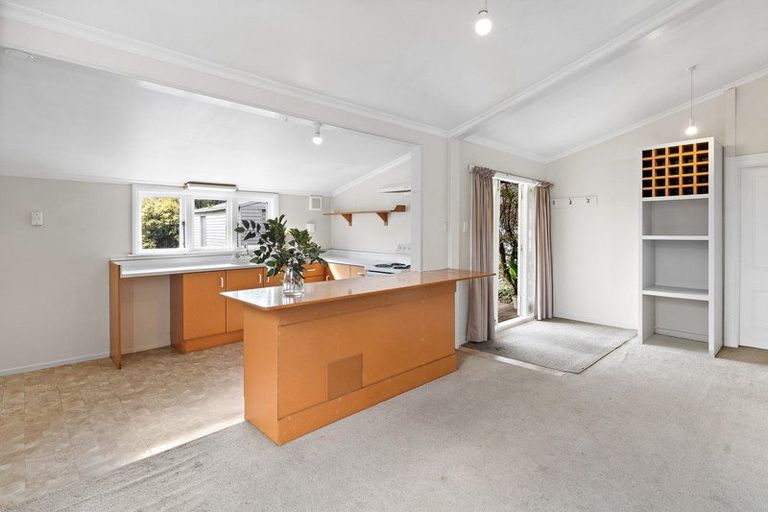 Photo of property in 84 Lincoln Road, Masterton, 5810