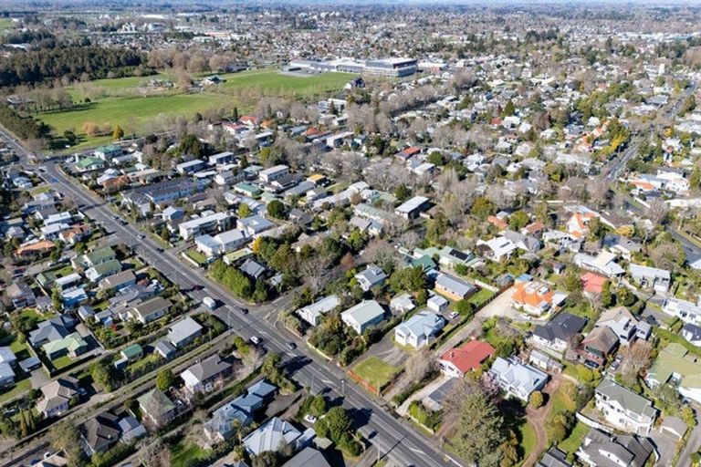 Photo of property in 16 Boundary Road, Claudelands, Hamilton, 3214