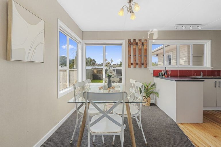 Photo of property in 311 Frankley Road, Ferndale, New Plymouth, 4310