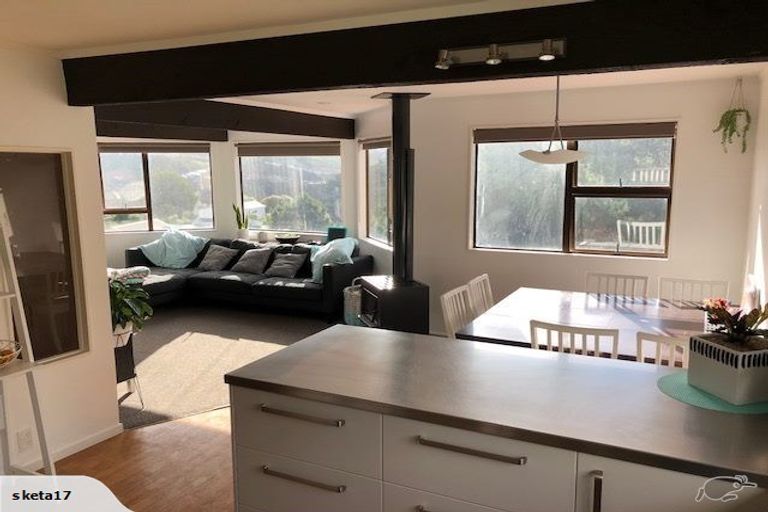 Photo of property in 30 Wingfield Place, Churton Park, Wellington, 6037