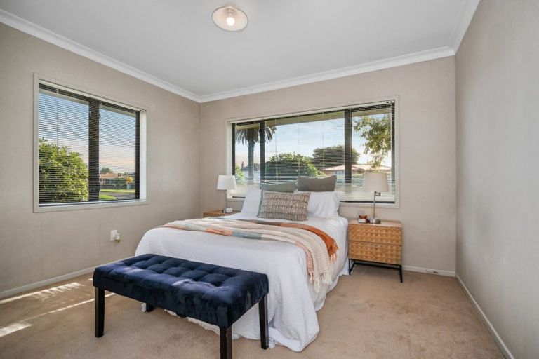 Photo of property in 2 Pemberton Crescent, Greerton, Tauranga, 3112