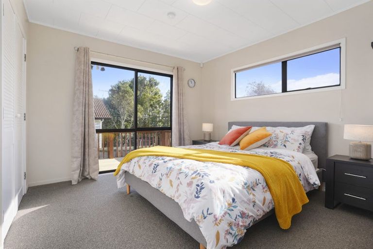 Photo of property in 8 Santiago Crescent, Unsworth Heights, Auckland, 0632