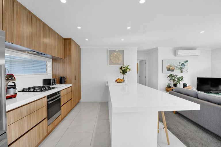Photo of property in 44 Fernbrook Drive, Hurworth, New Plymouth, 4310