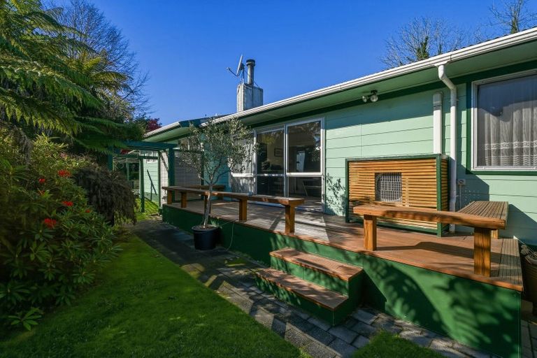 Photo of property in 5 Corilin Place, Mangakakahi, Rotorua, 3015