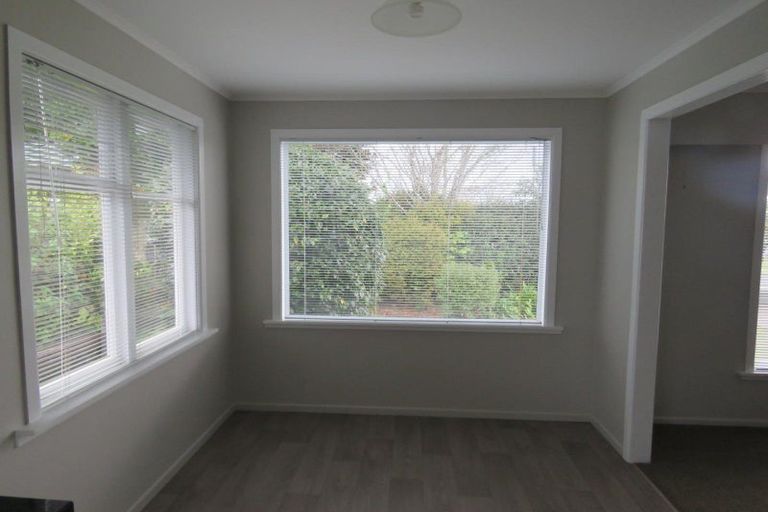 Photo of property in 235 Tukapa Street, Westown, New Plymouth, 4310