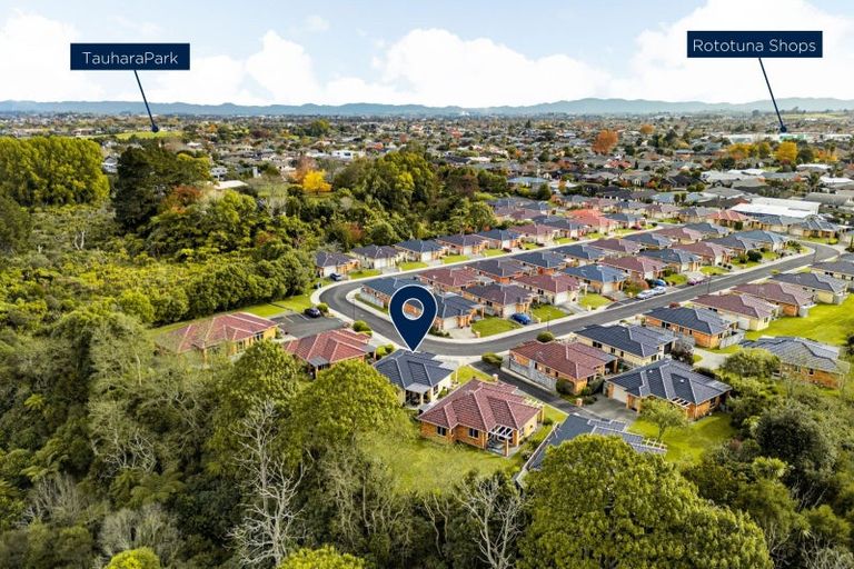 Photo of property in 55 Sovereign Isle Lane, Rototuna, Hamilton, 3210