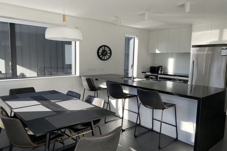 Photo of property in 24/104u Maupuia Road, Maupuia, Wellington, 6022