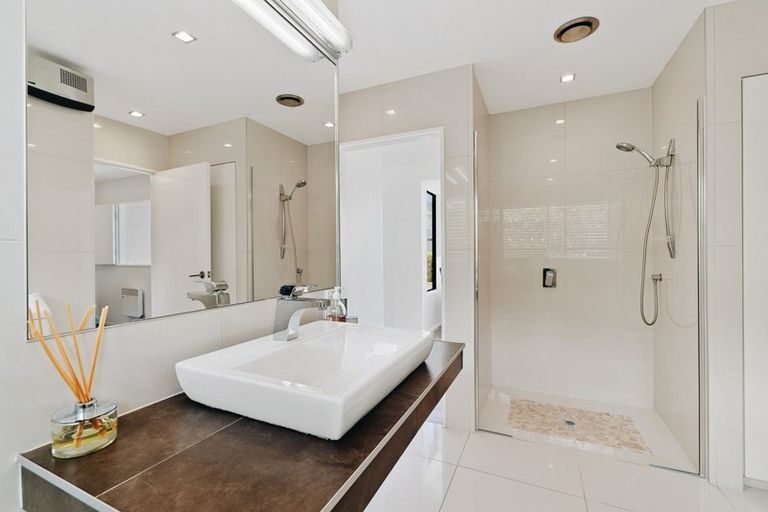 Photo of property in 41 Mcadam Drive, Jacks Point, Queenstown, 9371