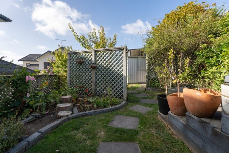 Photo of property in 7 Amesbury Drive, Churton Park, Wellington, 6037