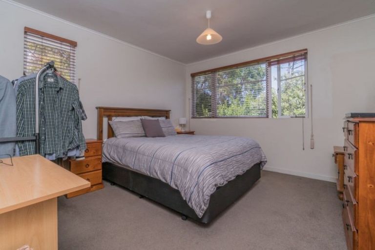 Photo of property in 1/19 Poto Street, Te Atatu South, Auckland, 0610