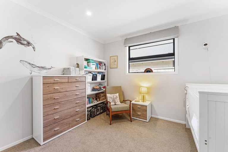 Photo of property in 35 Harding Drive, Papamoa Beach, Papamoa, 3118