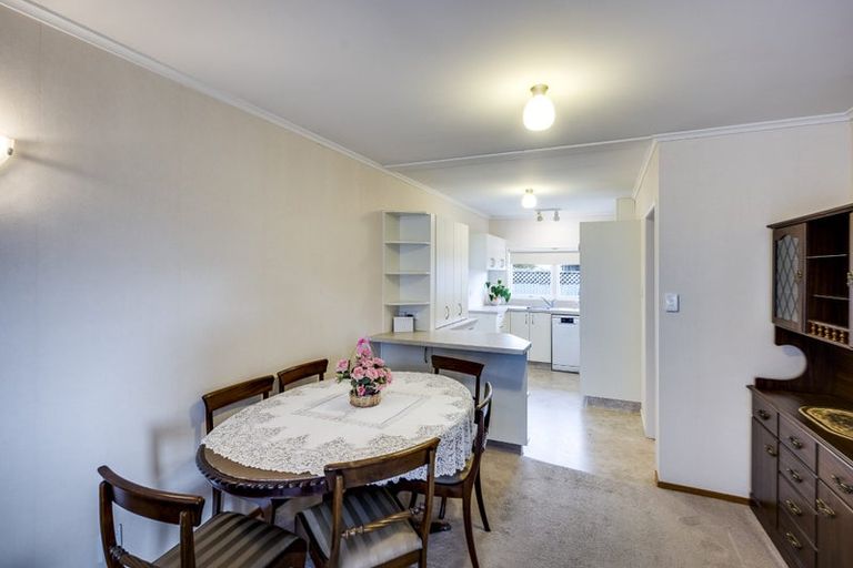 Photo of property in 3/180 Gloucester Street, Taradale, Napier, 4112