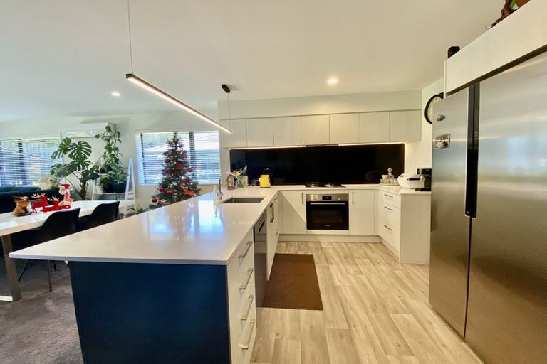 Photo of property in 21 Dalwood Crescent, Rolleston, 7614