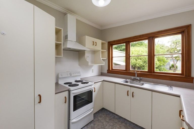 Photo of property in 24 Lombard Street, Palmerston North, 4410