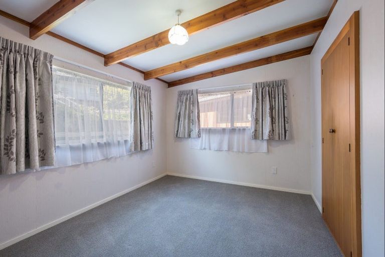 Photo of property in 10 Winton Place, Atawhai, Nelson, 7010