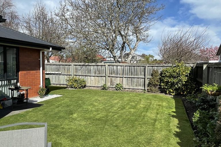 Photo of property in 16a Surrey Street, Linwood, Christchurch, 8062