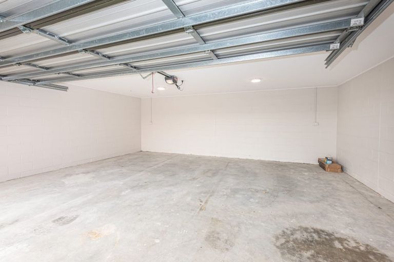 Photo of property in 154 Edgeware Road, Edgeware, Christchurch, 8013