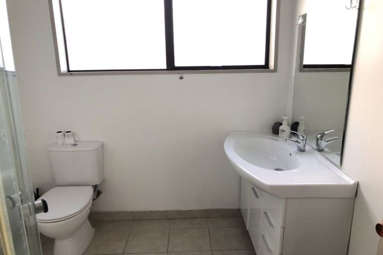 Photo of property in 29 Momorangi Crescent, Redwood, Christchurch, 8051