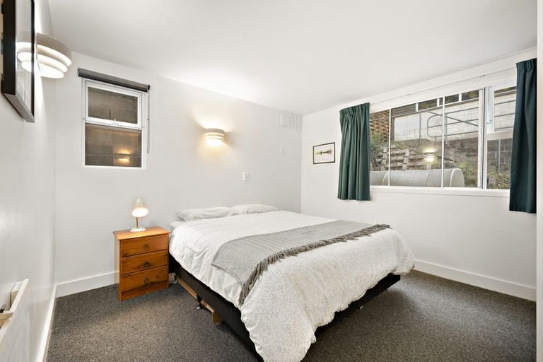Photo of property in Parkland Flats, 18/51u Adams Terrace, Kelburn, Wellington, 6021