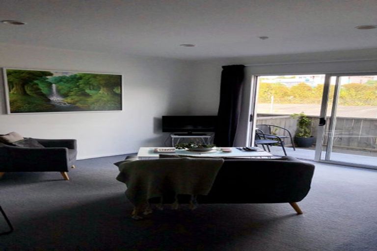 Photo of property in 5/3 Kelvin Grove, Te Aro, Wellington, 6011
