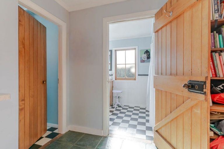 Photo of property in 62 Kent Street, Carterton, 5713
