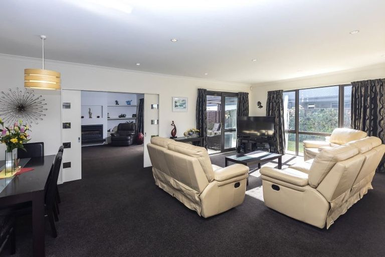 Photo of property in 4 Gilchrist Place, Kaiapoi, 7630