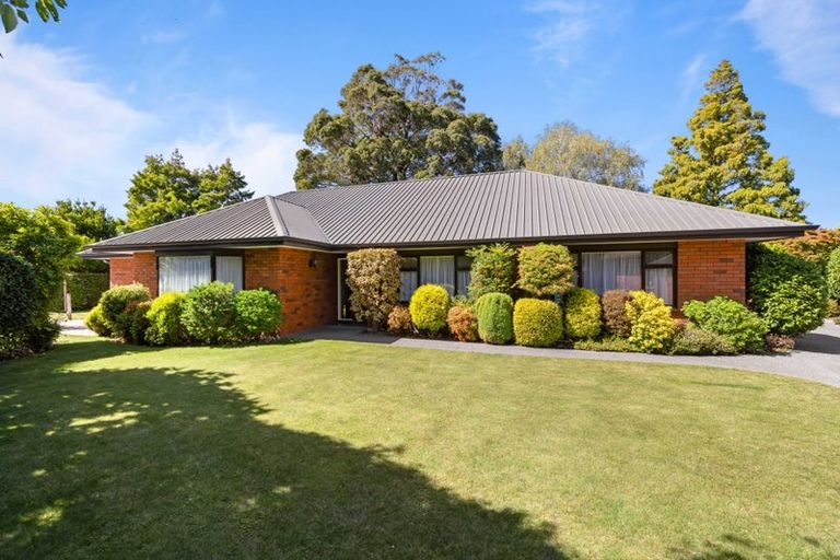 Photo of property in 42 Westburn Terrace, Burnside, Christchurch, 8041
