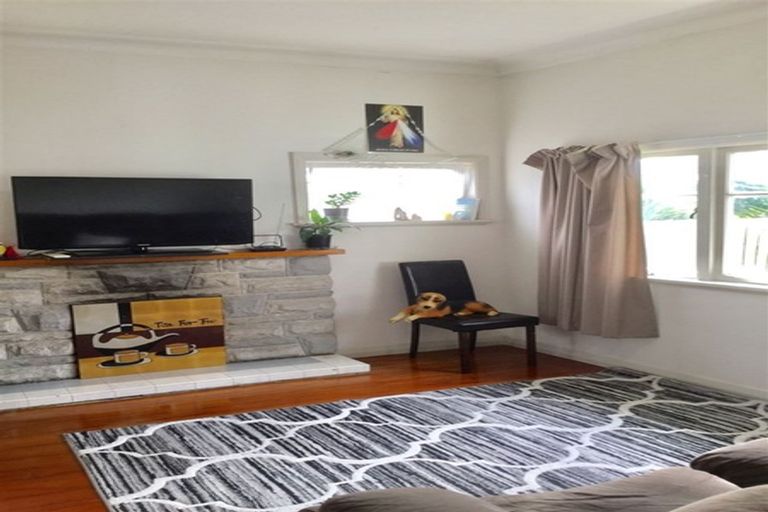 Photo of property in 139 Portage Road, New Lynn, Auckland, 0600
