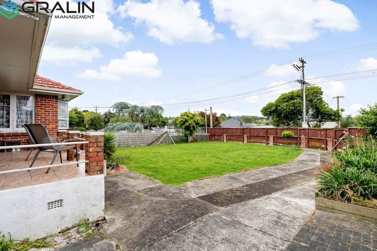 Photo of property in 26 Rosier Road, Glen Eden, Auckland, 0602
