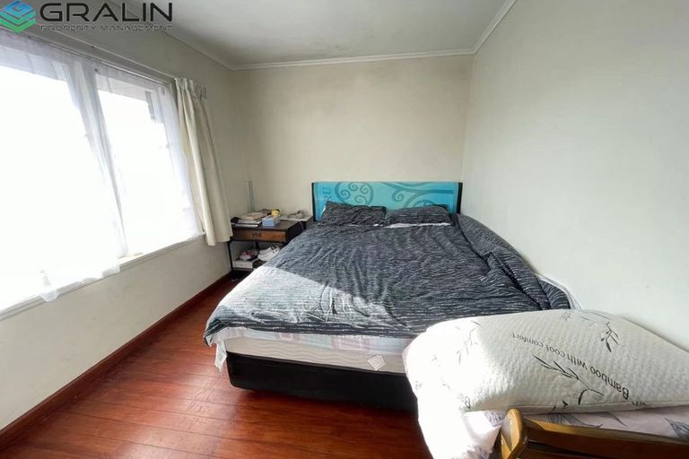 Photo of property in 26 Rosier Road, Glen Eden, Auckland, 0602