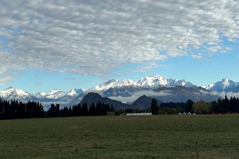Photo of property in 226 Mount Barker Road, Wanaka, 9382
