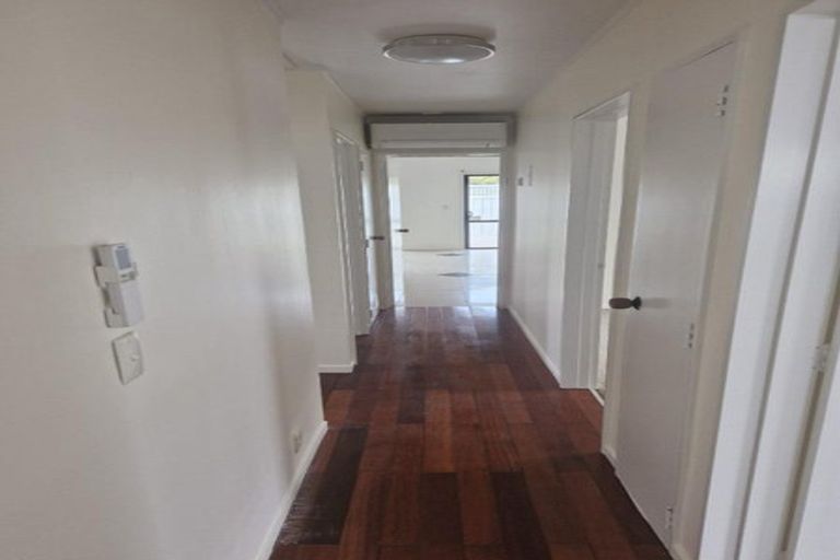 Photo of property in 36 Poplar Grove, Whalers Gate, New Plymouth, 4310