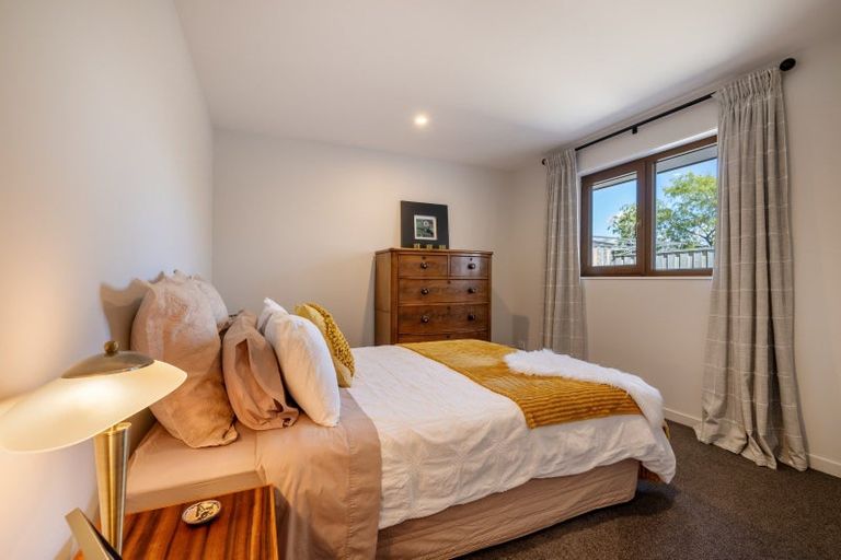 Photo of property in 2 Deans Place, Amberley, 7410