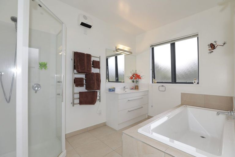 Photo of property in 6 Appin Stuart View, Rangatira Park, Taupo, 3330