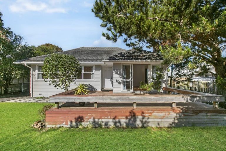 Photo of property in 40 Hereford Street, Te Atatu Peninsula, Auckland, 0610