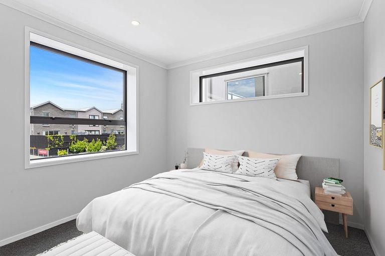 Photo of property in 3/33 Nugget Avenue, Hobsonville, Auckland, 0616