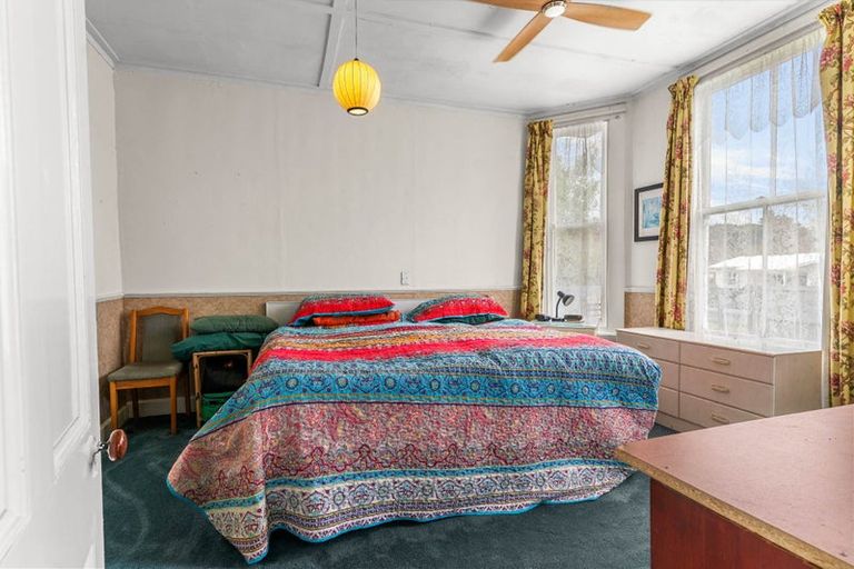 Photo of property in 10 Franklin Road, Paparoa, 0571