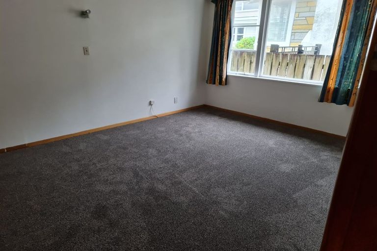 Photo of property in 70 Broderick Road, Johnsonville, Wellington, 6037