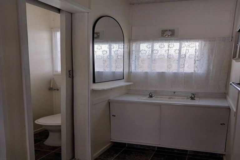 Photo of property in 7b Moana Street, Frankton, Hamilton, 3204