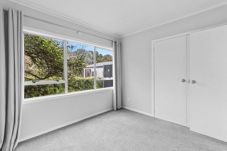 Photo of property in 90 Huatoki Street, Vogeltown, New Plymouth, 4310